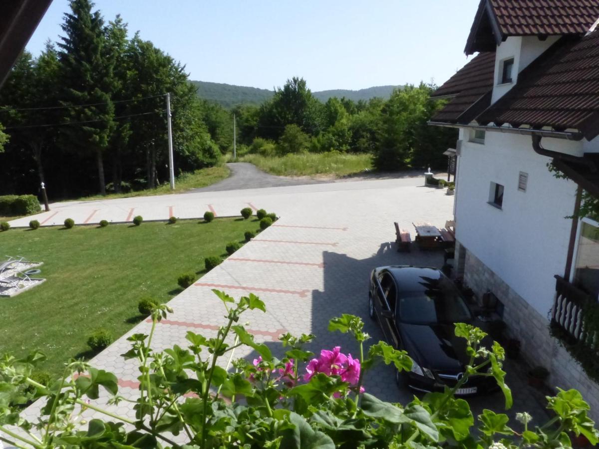 House Pox Hotell Plitvička Jezera Eksteriør bilde