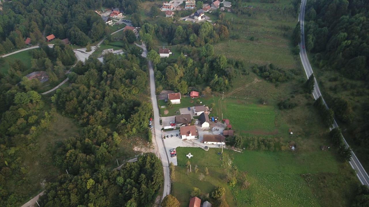 House Pox Hotell Plitvička Jezera Eksteriør bilde